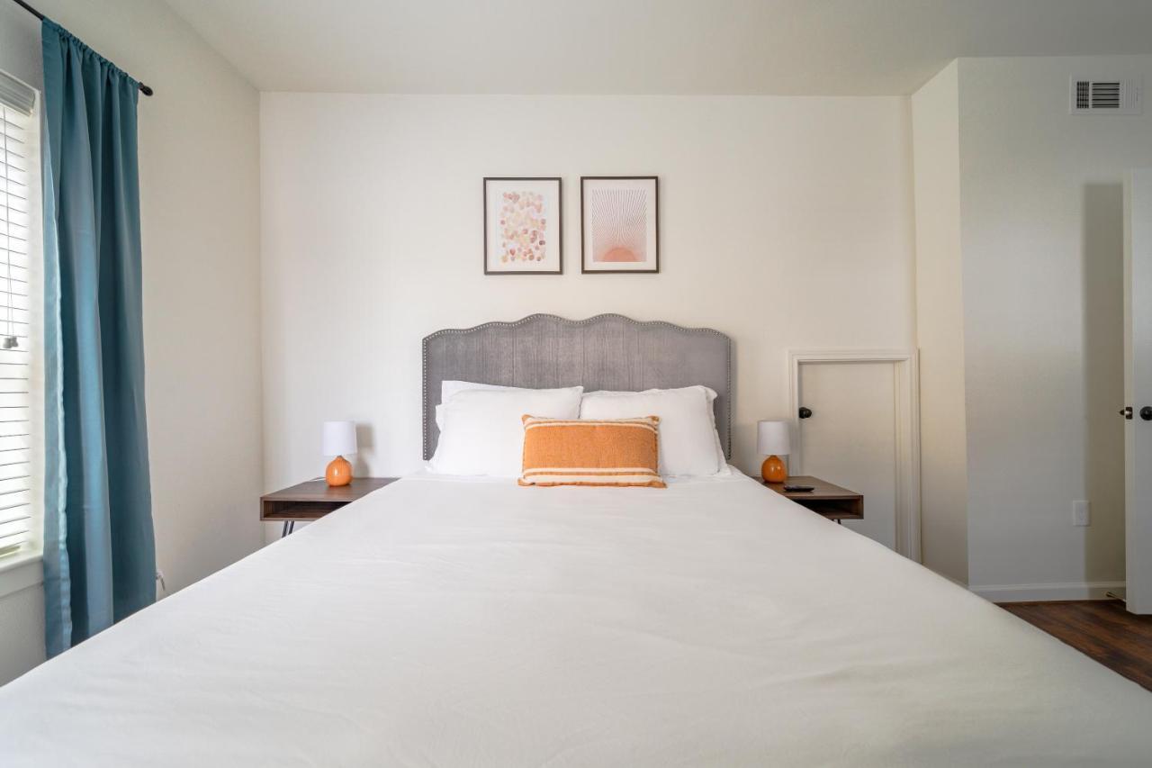 Unit 1 - Spacious & Renovated Apt Home In The City'S Action Houston Buitenkant foto