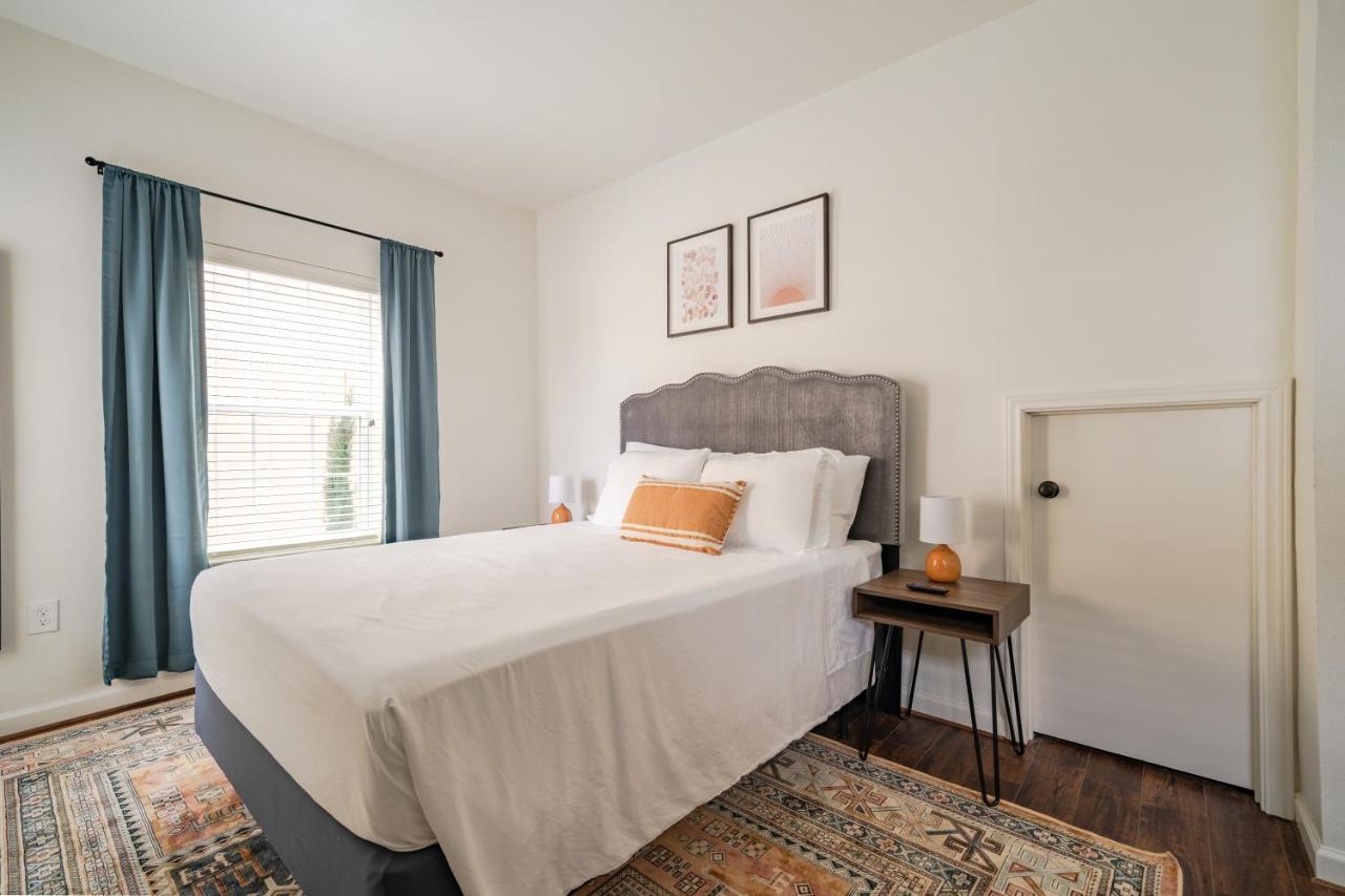 Unit 1 - Spacious & Renovated Apt Home In The City'S Action Houston Buitenkant foto